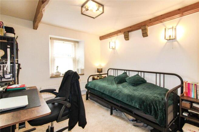 3 bed Town House for sale Image 10