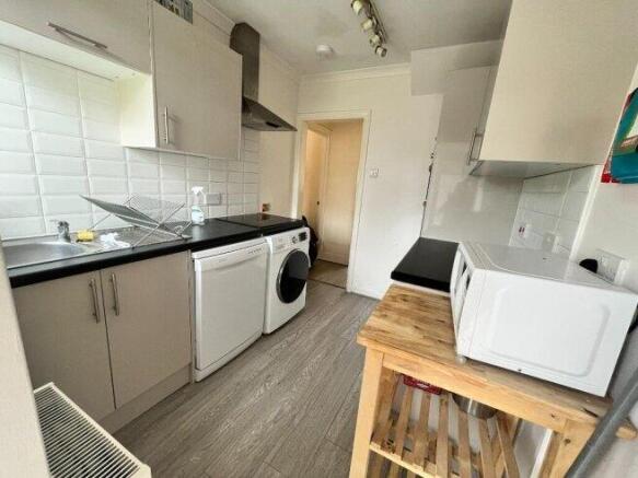 fourth-avenue-bs7-0rn-1050702