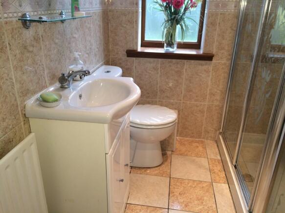 Ensuite bathroom