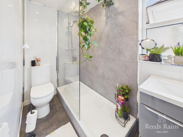 3 bed Semi-Detached for sale Image 10
