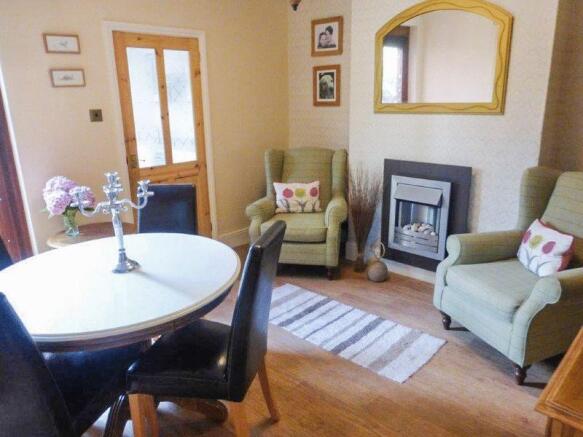 Dining Room (2)