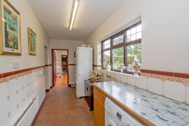 27 kings road (21 of