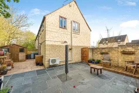 Campden Close, WITNEY
