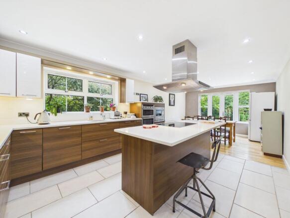 KITCHEN/DINER
