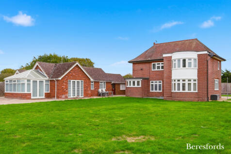 Beaumont Road, Great Oakley, CO12