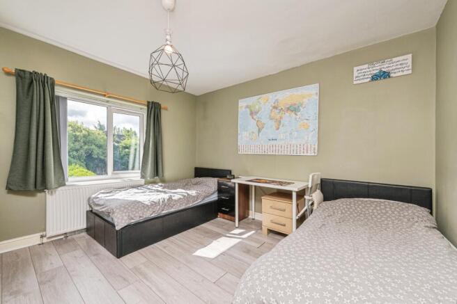 3 bed Semi-Detached for sale Image 11