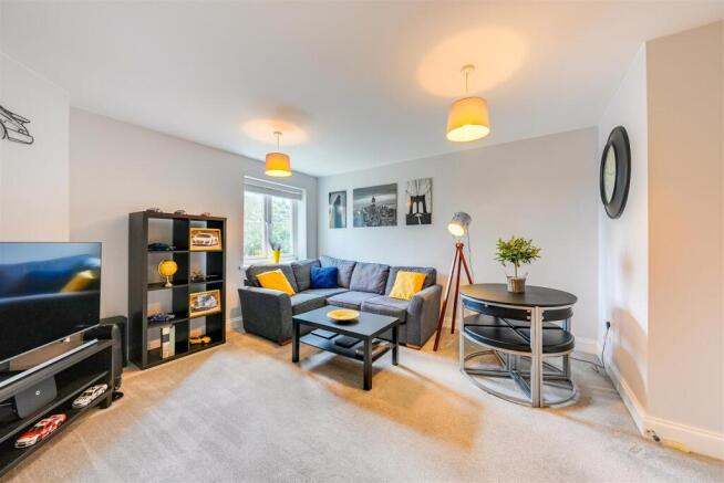 Westerham Drive, Sidcup - View 4