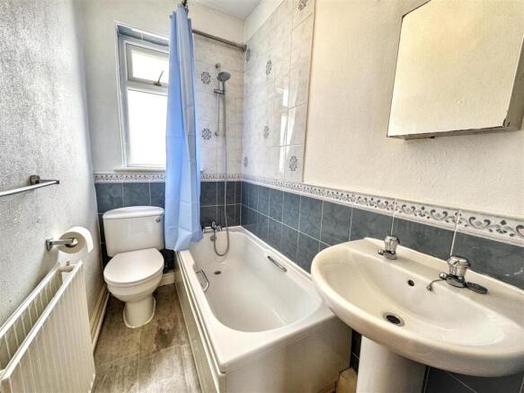 3 bed Town House for sale Image 8