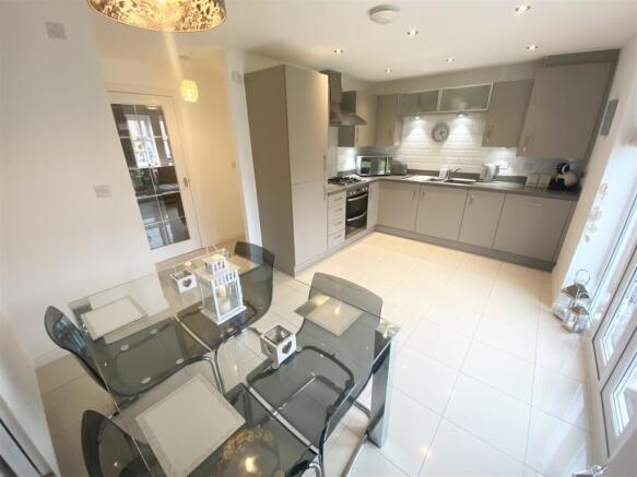 Kitchen Diner
