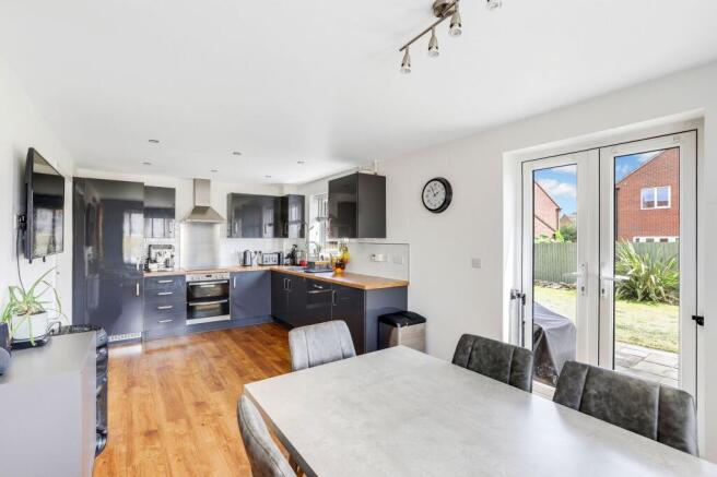Osborne Close, Hucknall, NG15 photo 4