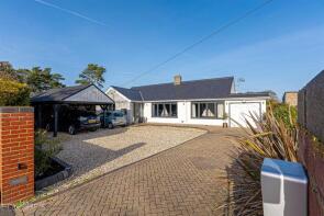 11, Winnards Close, Ferndown BH22 8PA