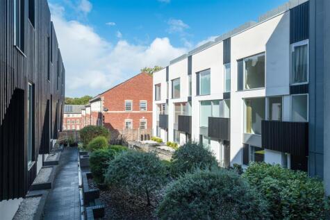 Cemetery Road, Sharrow, S11