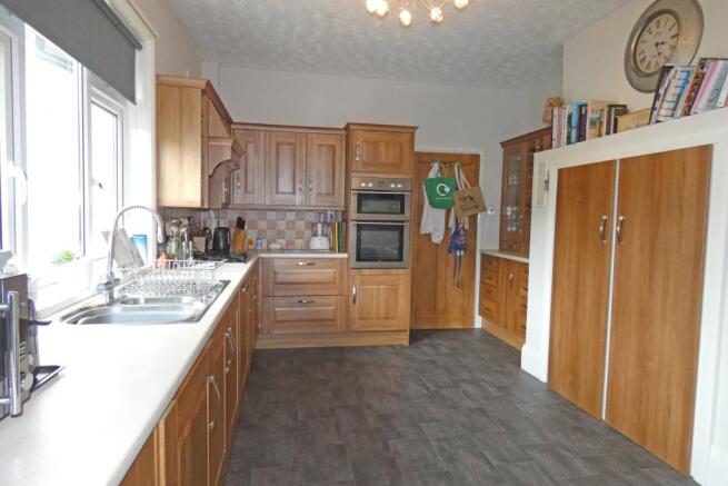 Kitchen area1