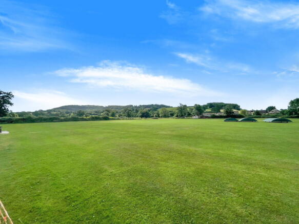 The Merryfields, Haresfield, Stonehouse, GL10 3EF photo 4