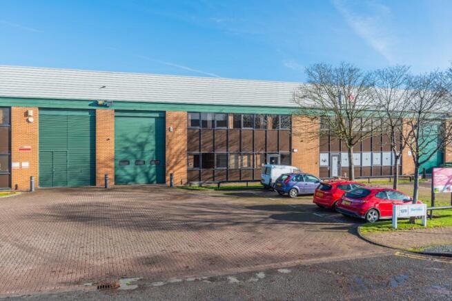 Units 1330 1335  1375 Aztec West13.jpg