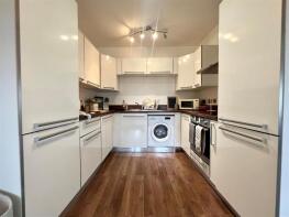 14, 27 29 Canterbury Court, St Simons Road, Southsea PO5 2QE