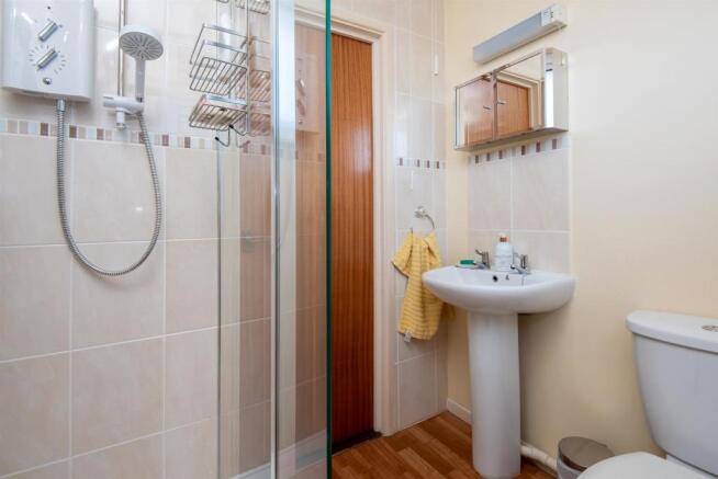 Shower Room.jpg