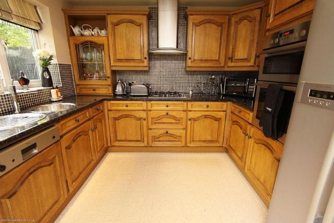 Kitchen/Breakfast Room