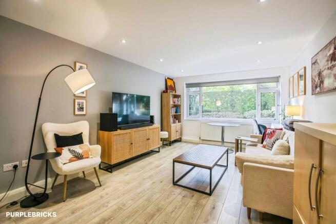 Willesden Lane, London, NW6 photo 3