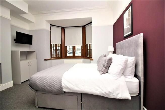 1 bed House Share to rent Image 5