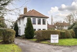Flat 34, Christchurch Gardens, Christ Church Mount, Epsom KT19 8RU