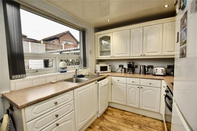 3 bed Semi-Detached Bungalow for sale Image 6