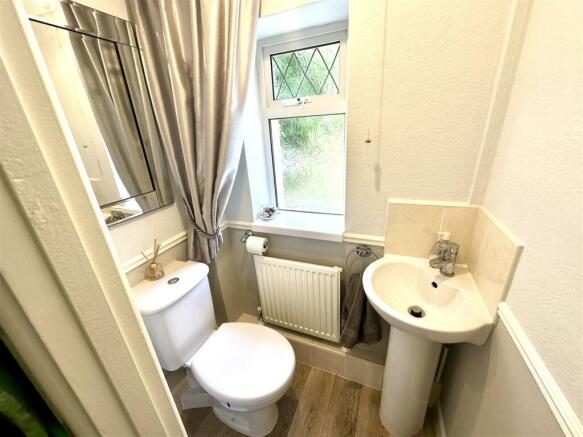 CLOAKROOM/WC