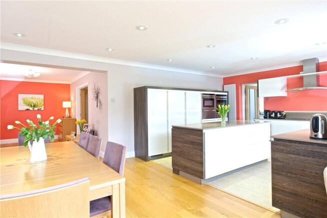 Kitchen/Dining