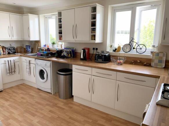 Kitchen (3)