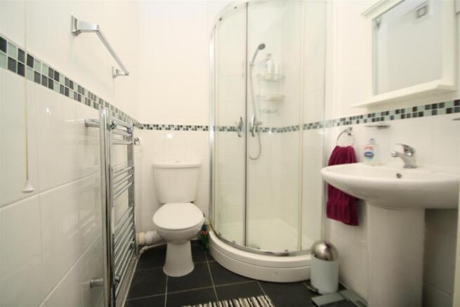 Bathroom.JPG