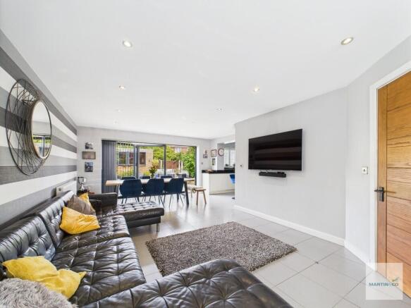 CAM03394G0-PR0342...