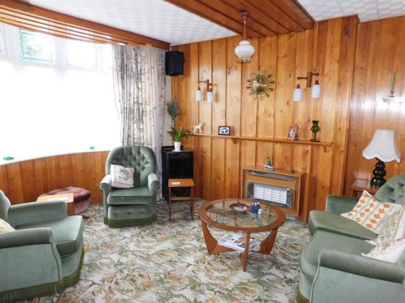 Lounge 1