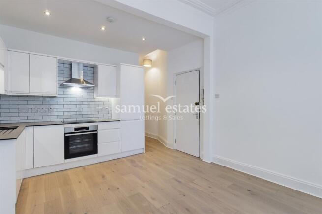 Living Room / Kitche