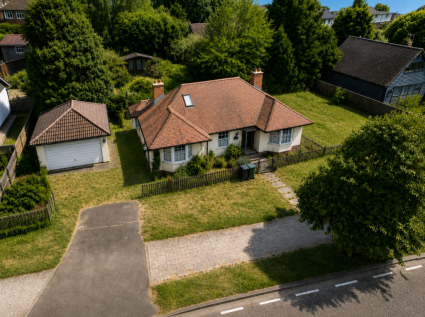 Churchfield Way, Wye