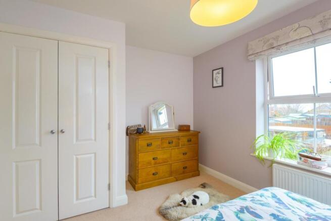 HCTACDER69 - Bedroom H.jpg