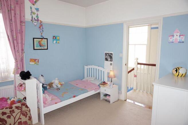 Photo 10