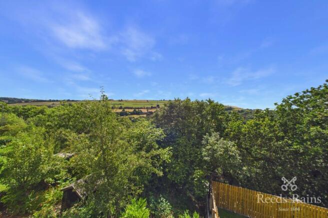 2 bed Terraced for sale Image 5