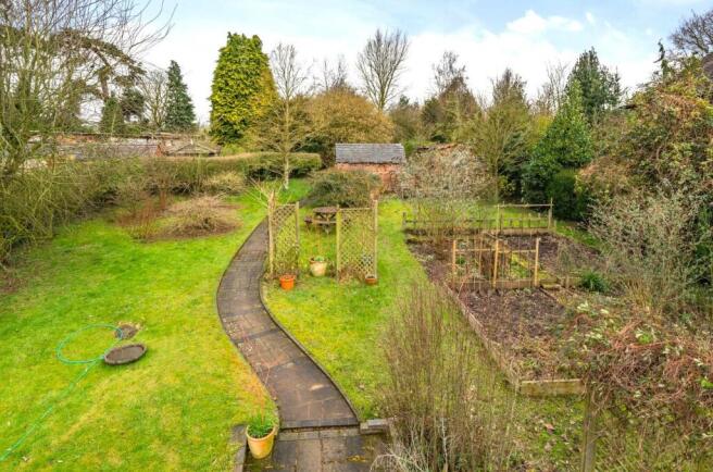 garden1.jpg