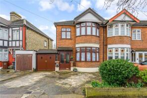 37, Havering Gardens, Chadwell Heath, Romford RM6 5BH