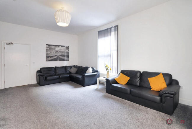 12 bed Detached for sale Image 6