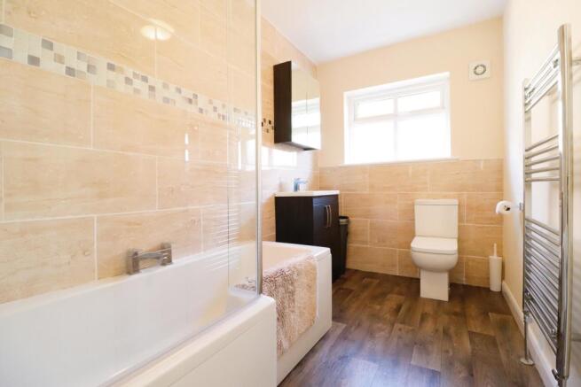 Bathroom9.jpg