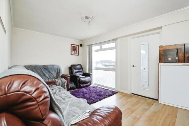 30daimleravenueox...