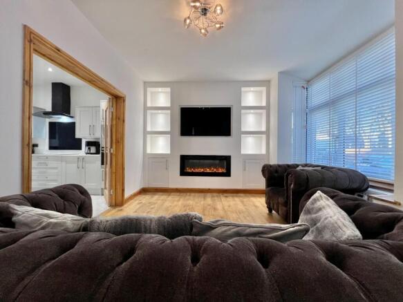 3 bed Terraced for sale Image 6