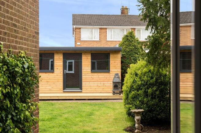Rear Garden2