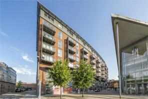 Flat 472, The Heart, Walton-on-thames KT12 1GE