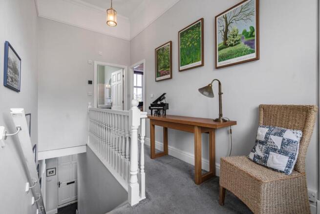 3 bed Town House for sale Image 10