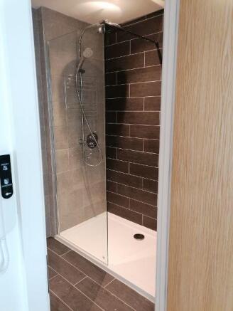 1 bed Flat to rent Image 4