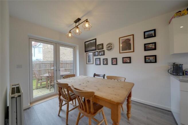 Oaklands Drive, Red Lodge, Bury St. Edmunds, Suffolk, IP28 photo 4