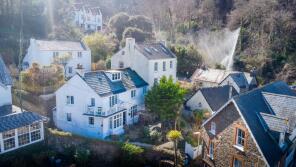 7 Little Cott, Summerhouse Path, Lynmouth EX35 6ES