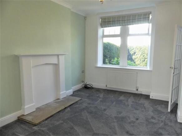 SITTING ROOM